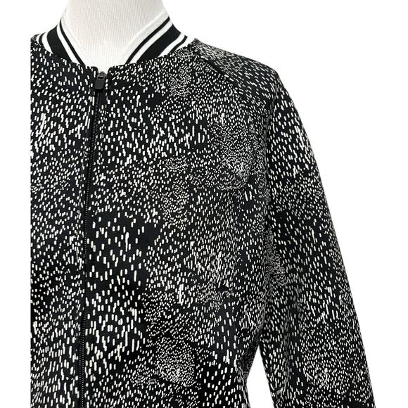 Fabletics Cropped Tia Bomber Jacket Mesh Back Black White Activewear Size S - Picture 2 of 9